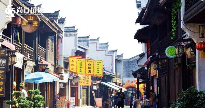 民政局回应男孩独自照顾住院父亲：其母两年前去世，镇上发放了临时救助金
